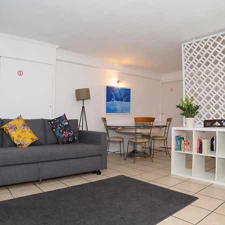 Agreable Maison En Centre Ville Noisy-le-Grand Bagian luar foto